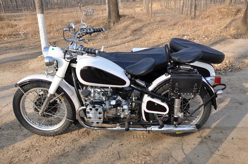 موتور چینی Chongqiang 750cc موتور سیکلت موتور دوچرخه موتور با 3 صندلی