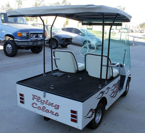 2 صندلی چرخدار گلف الکتریکی 150cc Easy Go Golf Cart چهار سکته مغزی یک سیلندر خنک هوا