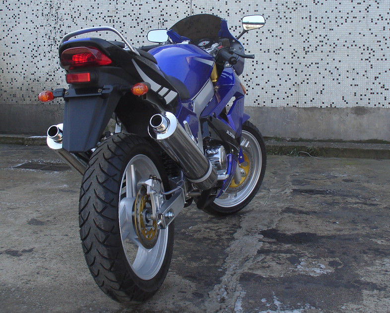 موتور سیکلت هیدرولیک 250cc با دو سیلندر چهار سیلندر و چهار رنگ
