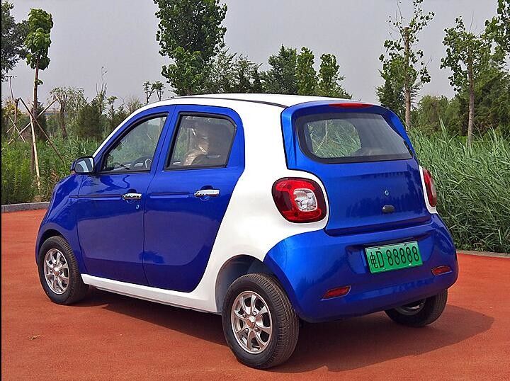 4 صندلی گشت و گذار موتور گشت 5kw Benz Smart Style 6v 220ah با محدوده 180 کیلومتر
