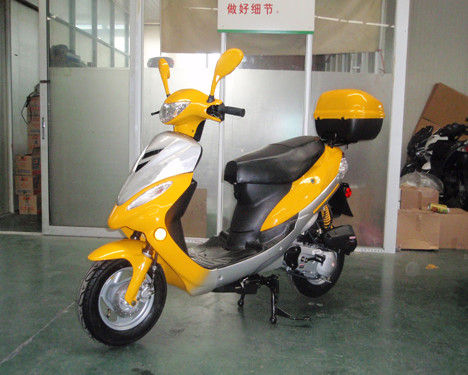 2 سکته مغزی 50cc مینی اسکوتر حداکثر سرعت 65 کیلومتر / ساعت با 3.5 - 10 