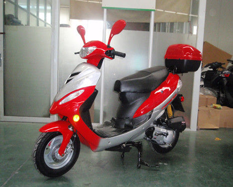 2 سکته مغزی 50cc مینی اسکوتر حداکثر سرعت 65 کیلومتر / ساعت با 3.5 - 10 