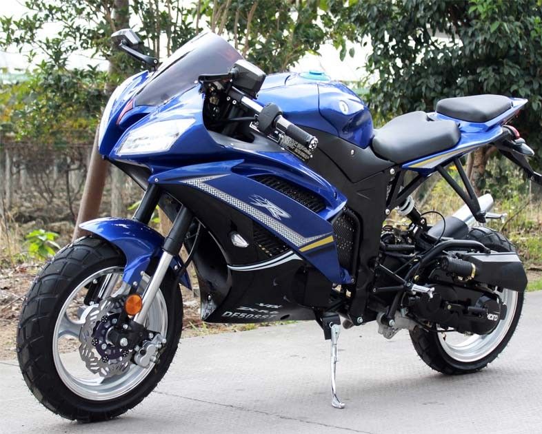 یک موتور سیکلت دوچرخه 200cc خیابانی 4 سیلندر Cool CVT با سیستم شروع کلید